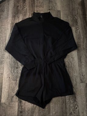 Abercrombie & Fitch Half Zip Lounge Romper - Black - Size Large Petite